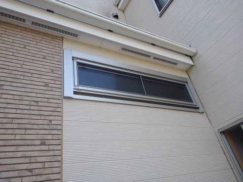 桶川市　窓の取り替え（壁カット工法）